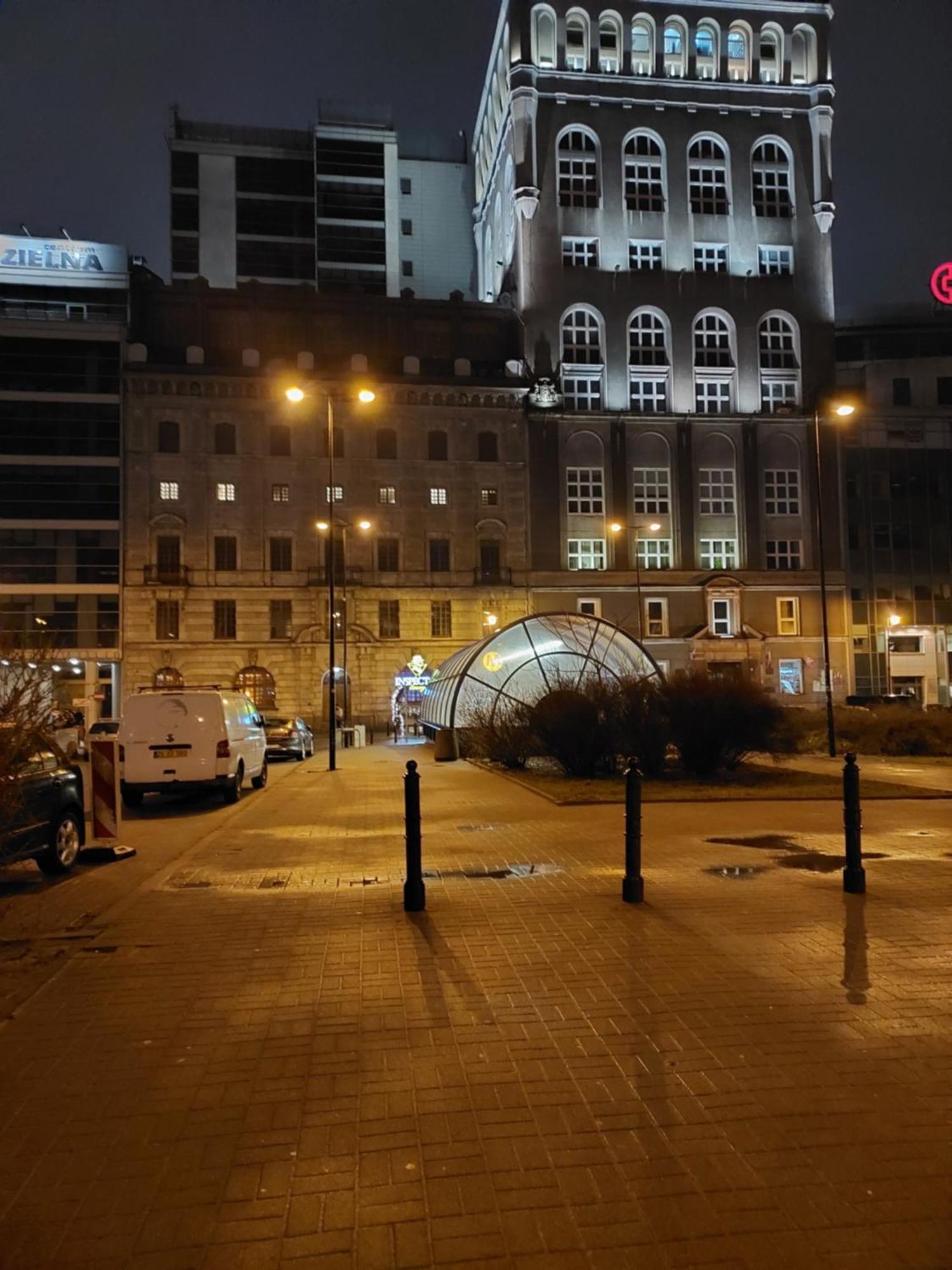 Apartament Roland Warszawa Srodmiescie エクステリア 写真